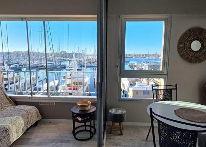 Grand Vue Panoramique Sur Le Port, Parking Prive Агд